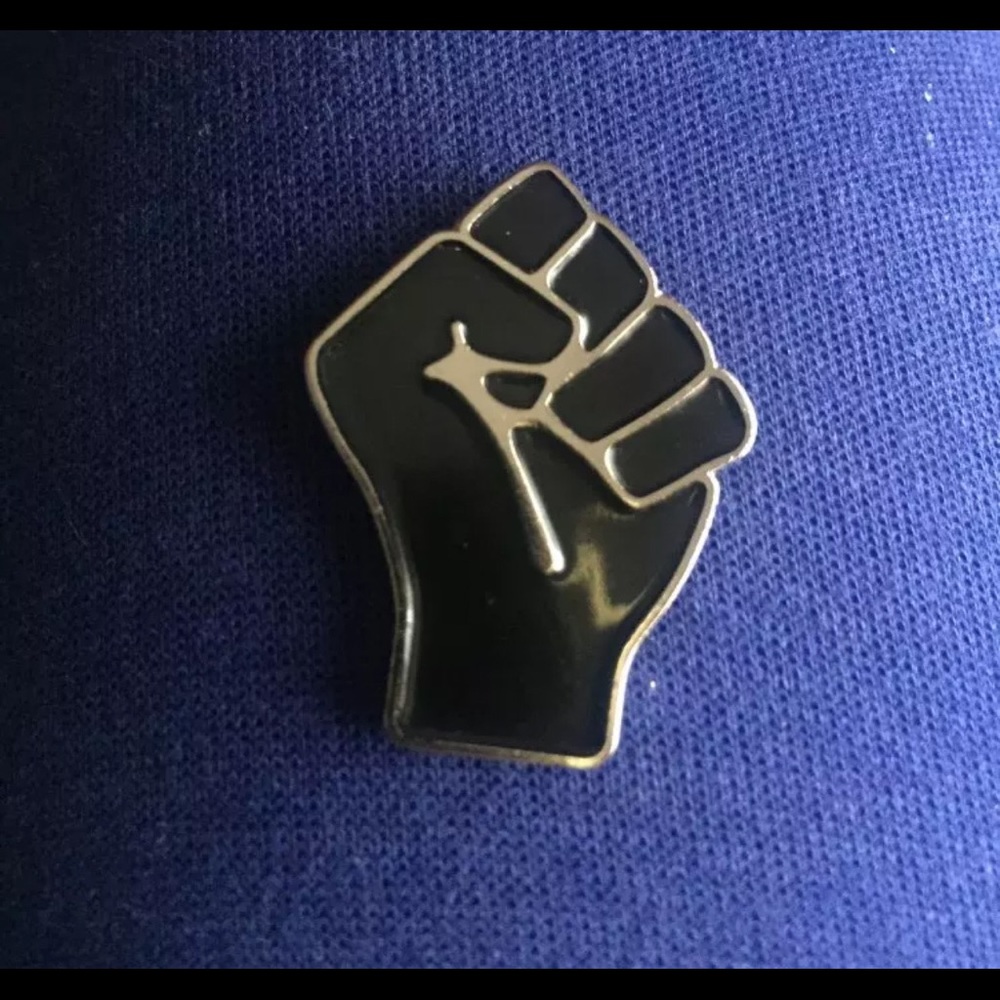 BLM - Black Lives Matter Handmade Enamel Pin - Picture 3 of 16